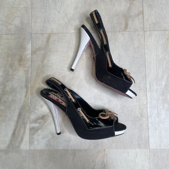 Black Vintage Harajuku Lovers Pumps - Picture 2 of 8